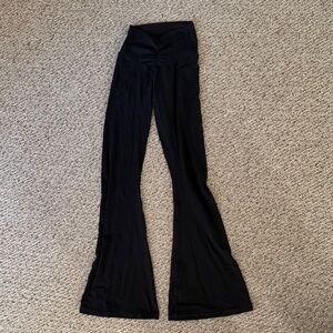 Arie Black Flared Leggings. Cinched waist band